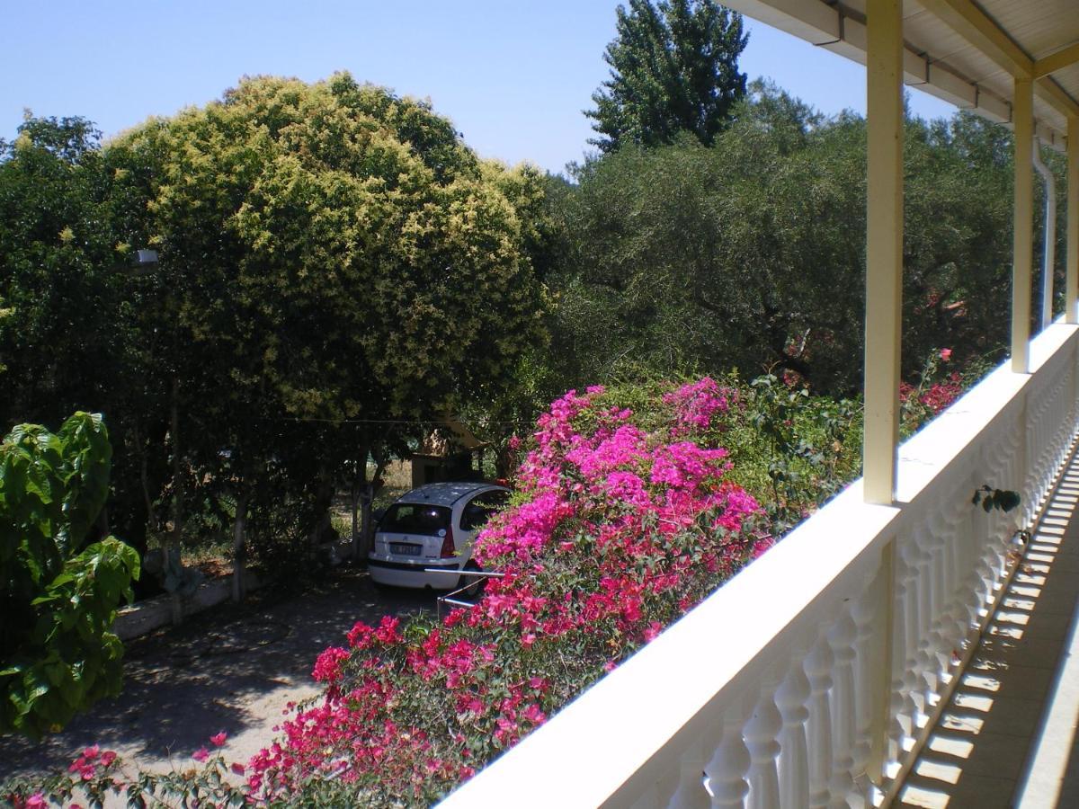 Casa Dyonisia Tsilivi Aparthotel พลานอส ภายนอก รูปภาพ