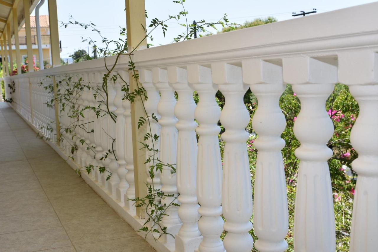Casa Dyonisia Tsilivi Aparthotel พลานอส ภายนอก รูปภาพ